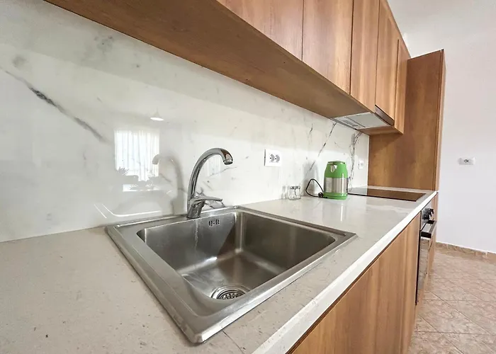 Sunset Jewel D60 Durrës